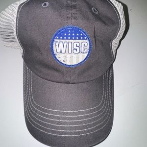 WISCONSIN Hat Baseball Ball Cap Adjustable SNAPBACK Relaxed Fit Mesh Back
